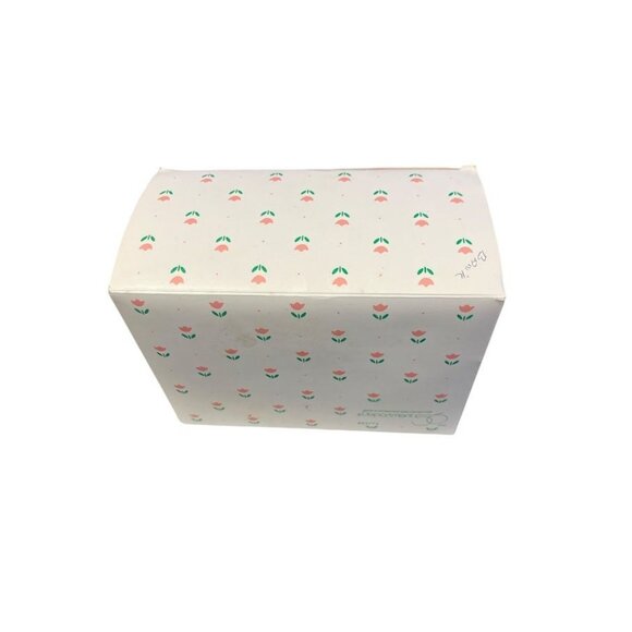 Dept 56 Easter Pig Figurine With Scarf - Picture 3 of 3